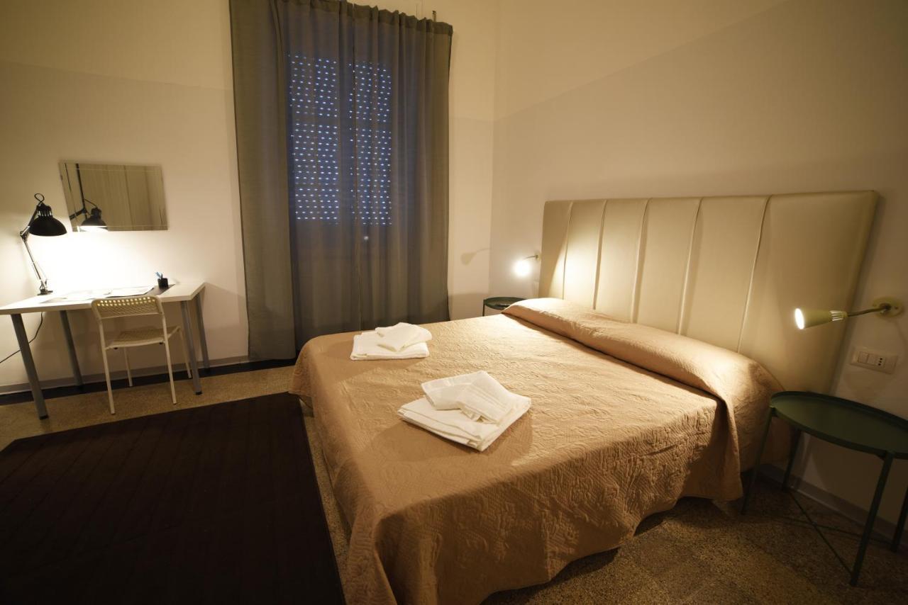 Tifeo Bed & Breakfast Aeroporto di Catania Fontana Rossa Esterno foto